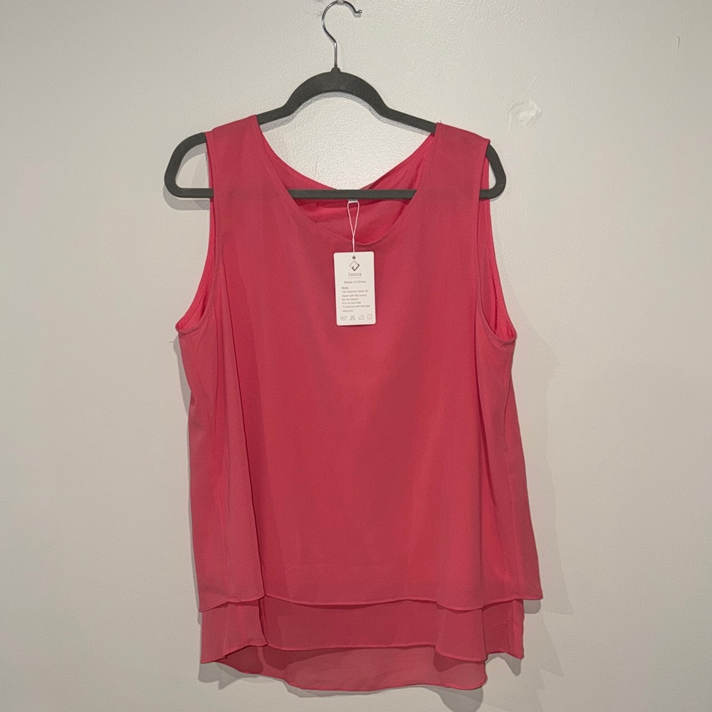 Chic Sleeveless Pink Blouse